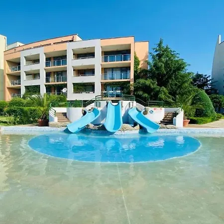 Trakia Plaza * Slăntjev Brjag